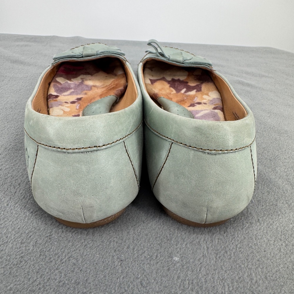 Born Womens 10 EU 42 Leather Ballet Flats Sage Green Bow Comfort Shoes Loafer - Picture 6 of 9